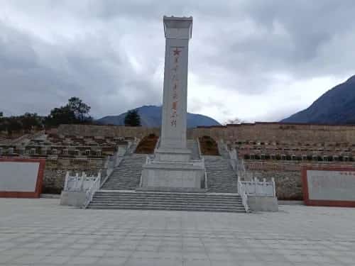 雅安烈士陵园