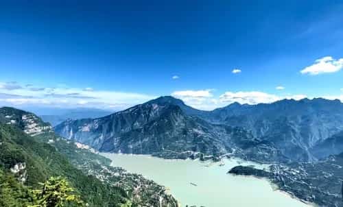 治理西陵峡航道摩崖题刻