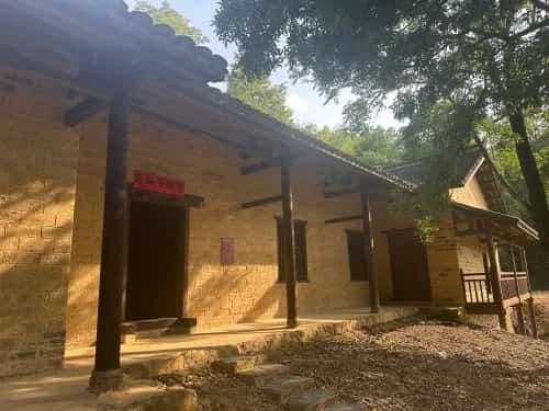 葛健豪故居及墓