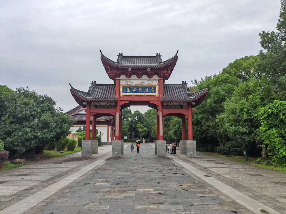 草林红色圩场（6-5-263，含圩场（街两边店铺）、老街民俗博物馆、红色圩场展览馆）